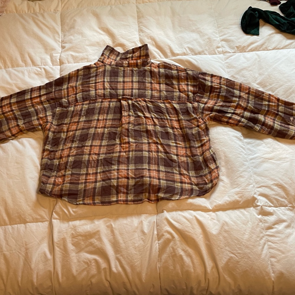 Buttoned flannel - Picture 2 of 2
